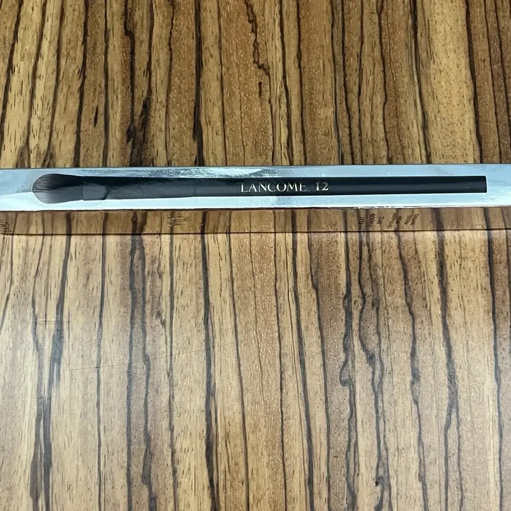 Lancôme Flat Shadow Brush No. 12 Eyeshadow Brush